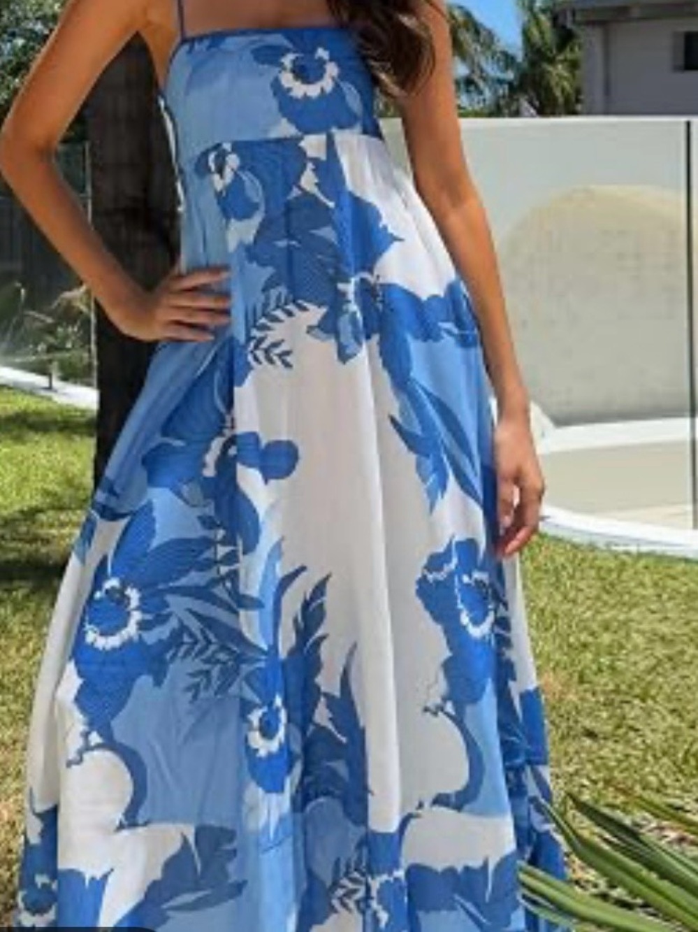 Sundress - Picture 2 of 5